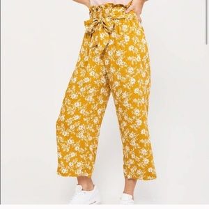 Abercrombie and Fitch paper bag Pant style